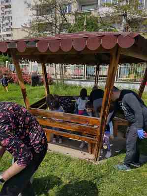 Пролетно почистване