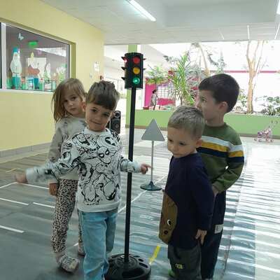 Обучение по БДП за всички групи в 72 ДГ