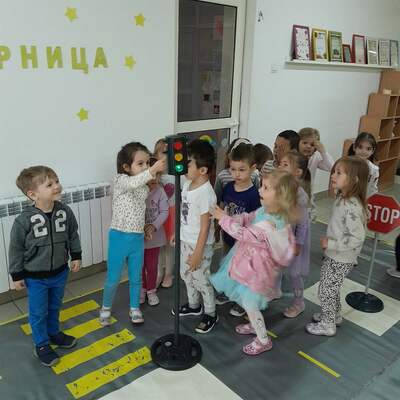 Обучение по БДП за всички групи в 72 ДГ