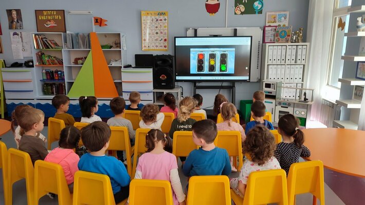 Обучение по БДП за всички групи в 72 ДГ
