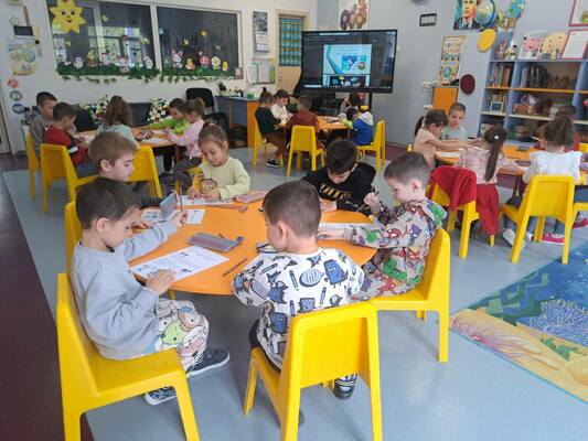 Международния ден на авиацията и космонавтиката