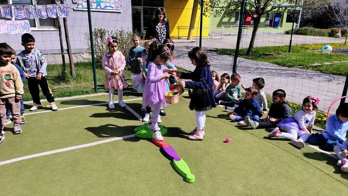 Великденски спортни игри в 72 ДГ