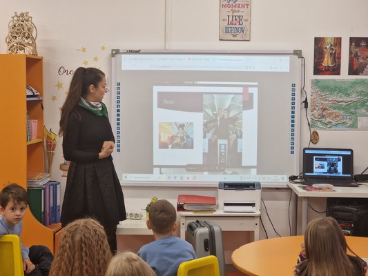 Вълнуваща среща с професията стюардеса в IV Б група