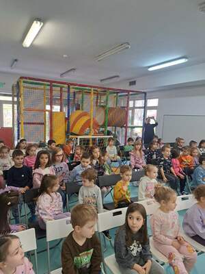 Фортисимо в клас с ръководител Хари Ешкенази и приятели в 72 ДГ