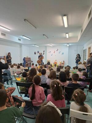 Фортисимо в клас с ръководител Хари Ешкенази и приятели в 72 ДГ