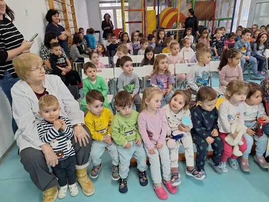 Фортисимо в клас с ръководител Хари Ешкенази и приятели в 72 ДГ