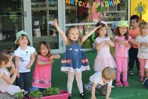 деннадетето47
