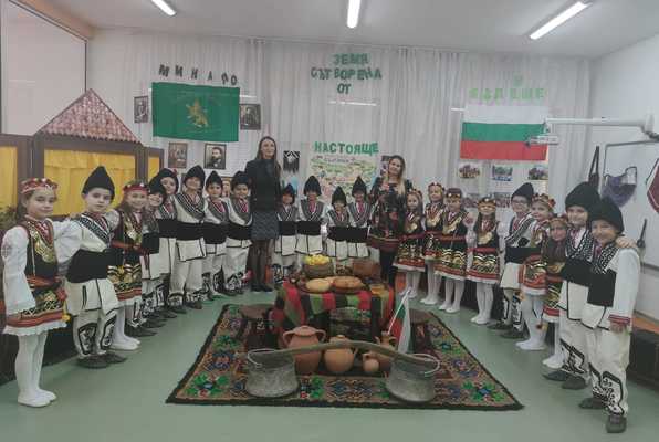 България - Земя, сътворена от минало, настояще и бъдеще